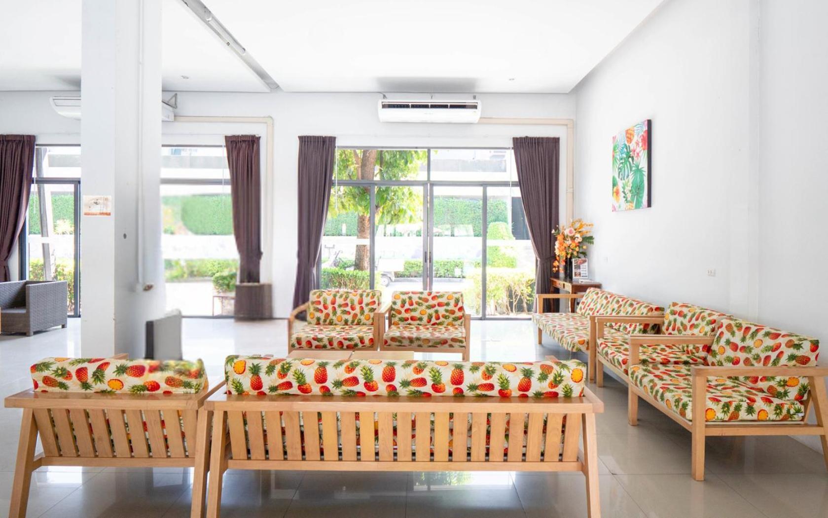 Patong Bay Hill Hotel Eksteriør billede